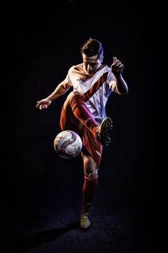 现代足球中 现代足球中